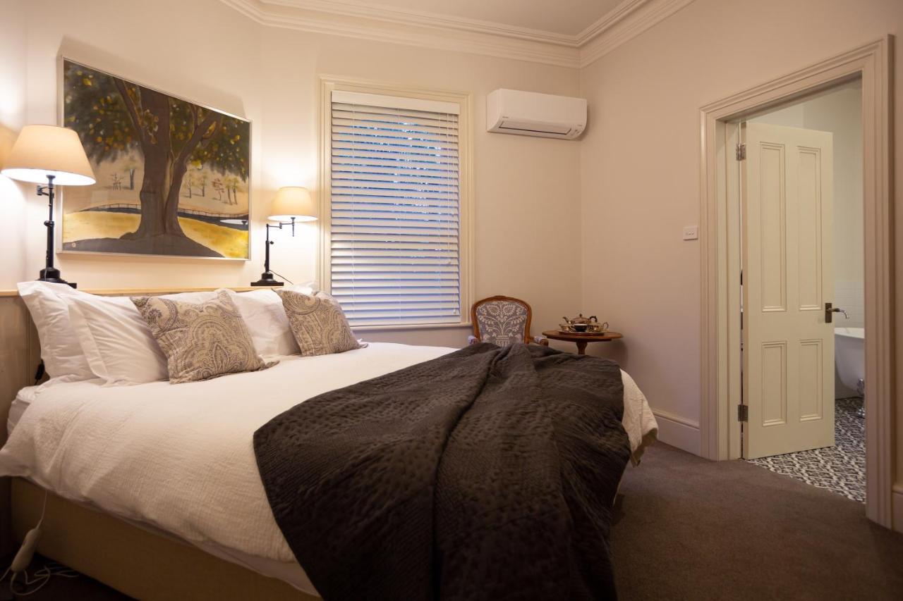 The Rivulet Bed & Breakfast Sandy Bay Exterior photo A bedroom at the hotel