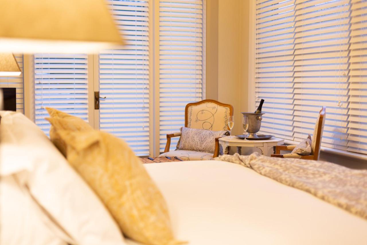 The Rivulet Bed & Breakfast Sandy Bay Exterior photo A room at the hotel