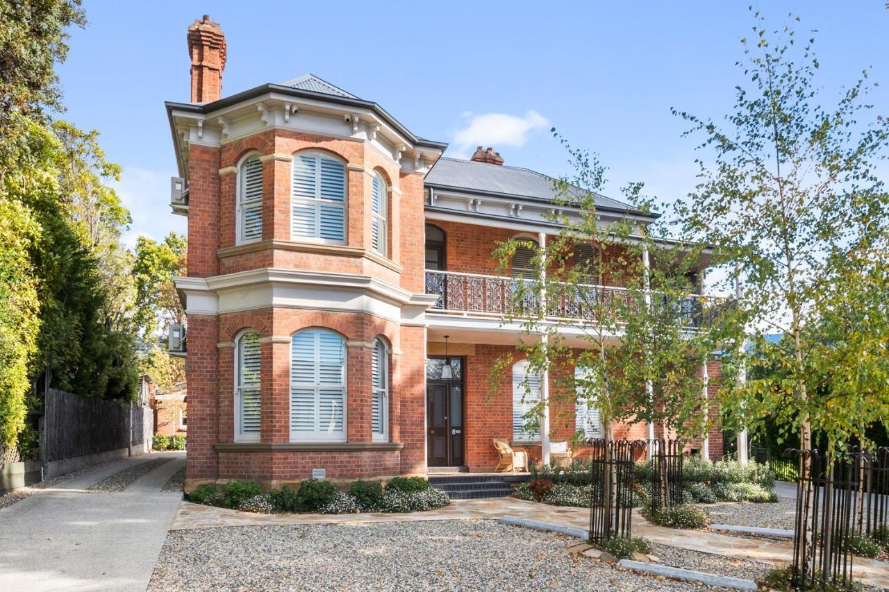 The Rivulet Bed & Breakfast Sandy Bay Exterior photo The house in 2017
